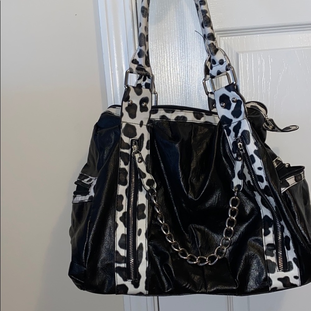 Black and animal print purse!